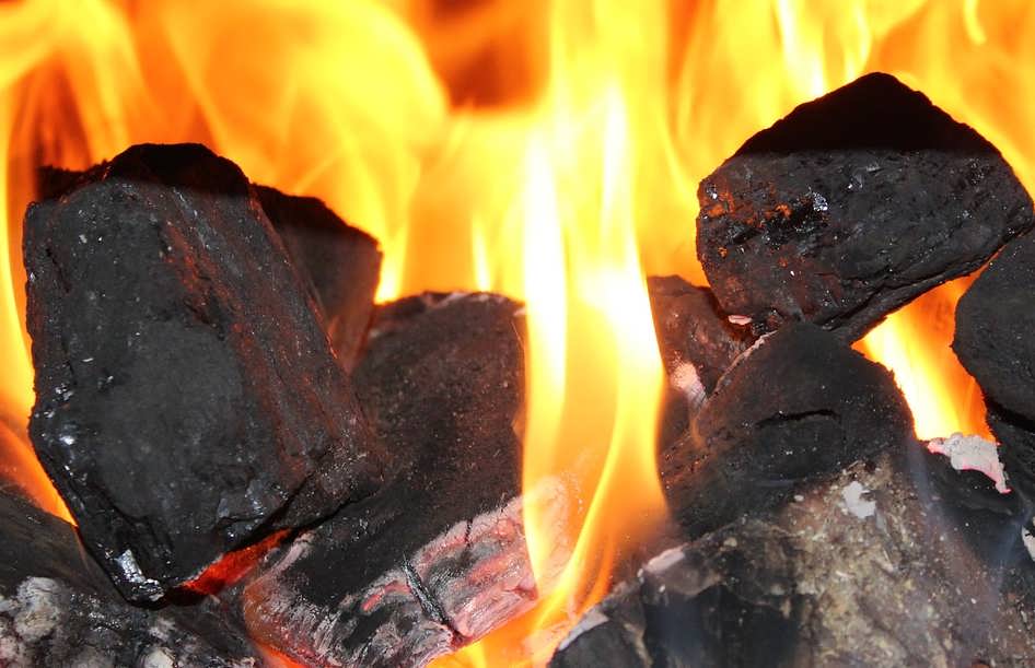 Топка печи углем: виды топлива, особенности горения, чем заменить