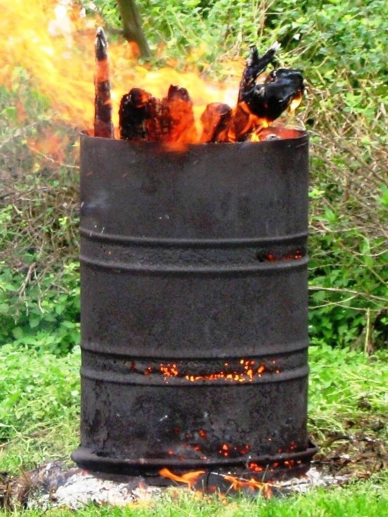 Печь для сжигания отходов — выгодная забота об экологии!