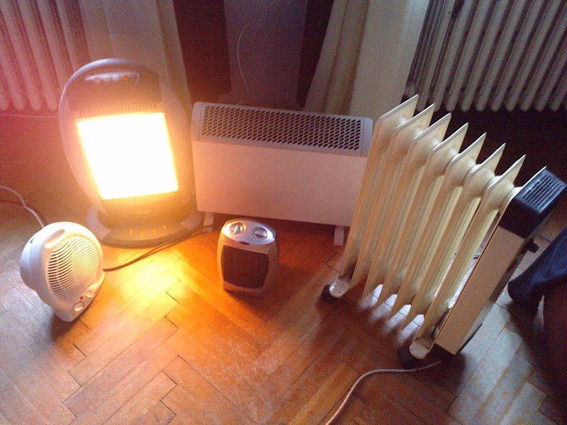 Как согреть квартиру без отопления