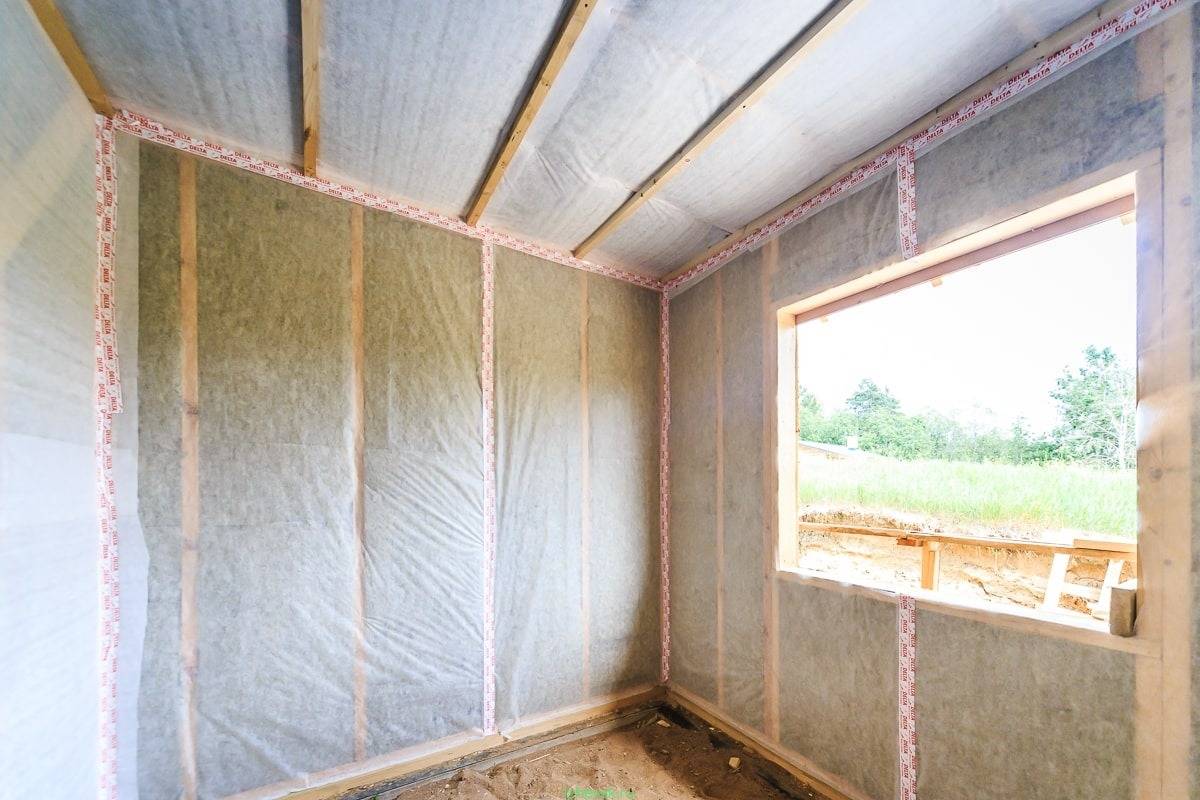 Пароизоляция стен каркасного дома: как сделать правильно, виды материалов, этапы работ