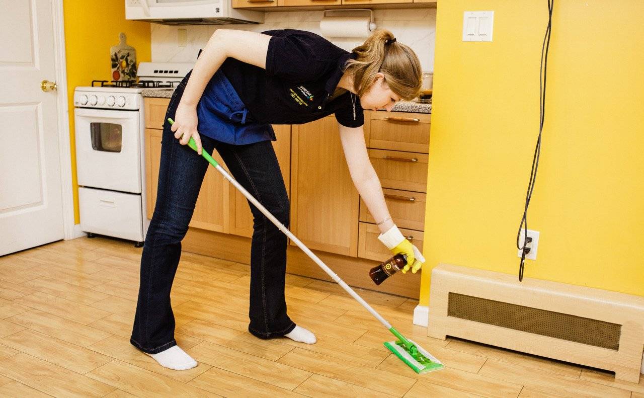 7 эффективных средств для уборки пыли на мебели, чтобы больше не садилась