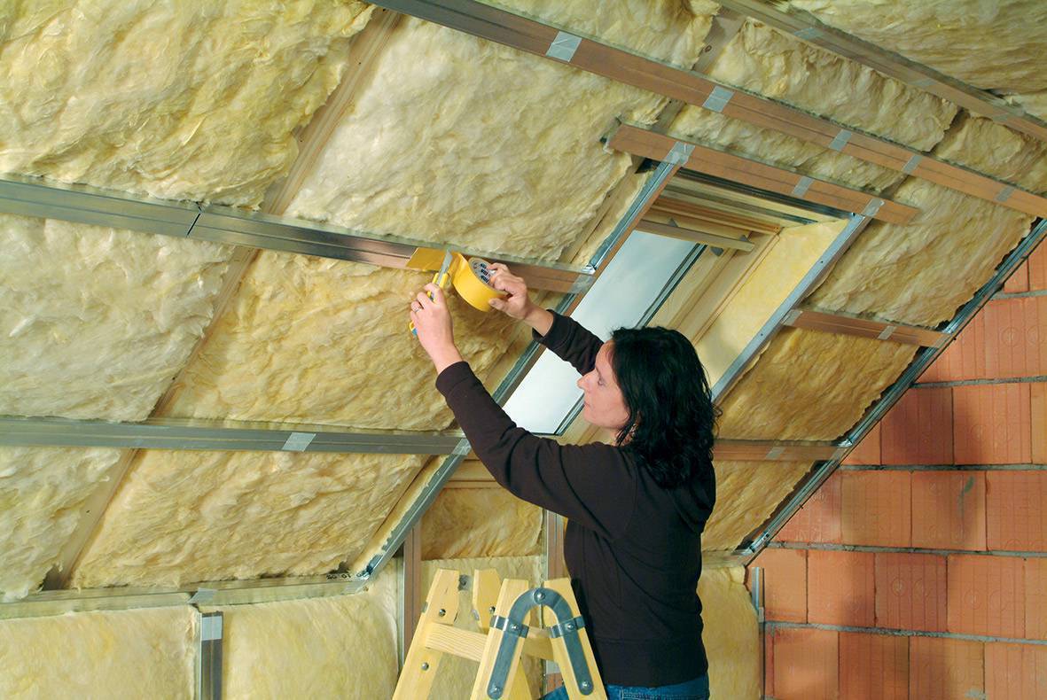 Как утеплить потолок минватой в частном доме – варианты утепления